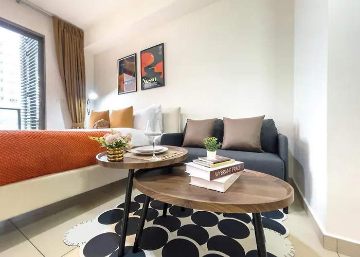 Walk To Bts Ekkamai L Urban Sukhumvit Living L Fast Wifi Ferienhaus