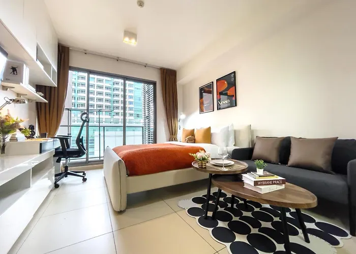 Walk To Bts Ekkamai L Urban Sukhumvit Living L Fast Wifi Ferienhaus *
